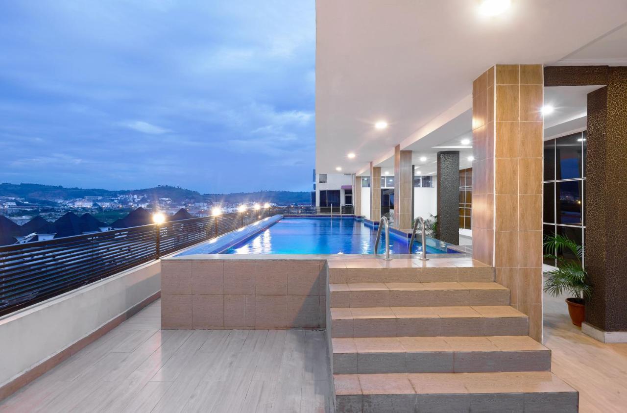 אבוג'ה Aveon Hotel מראה חיצוני תמונה