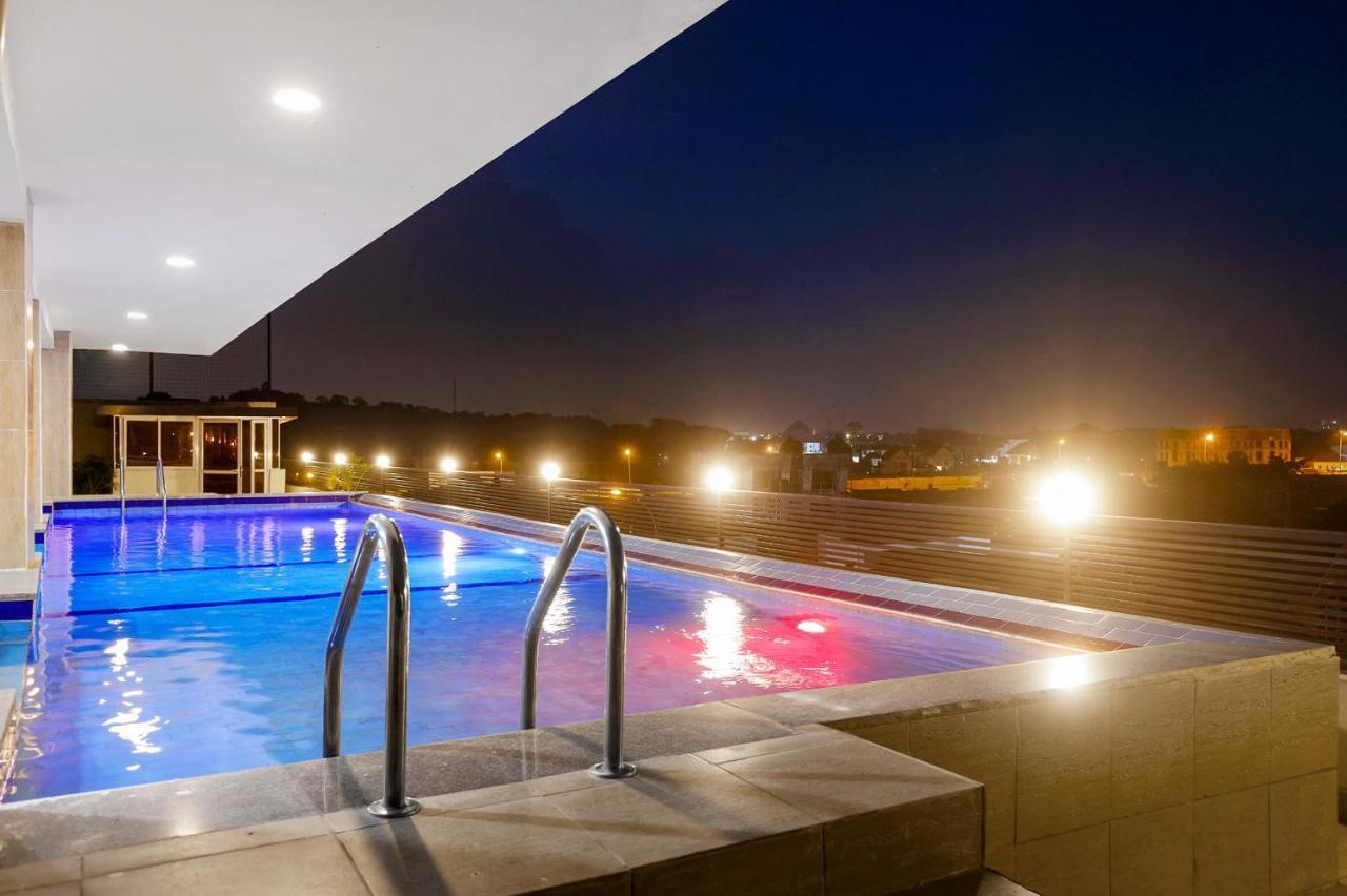 אבוג'ה Aveon Hotel מראה חיצוני תמונה