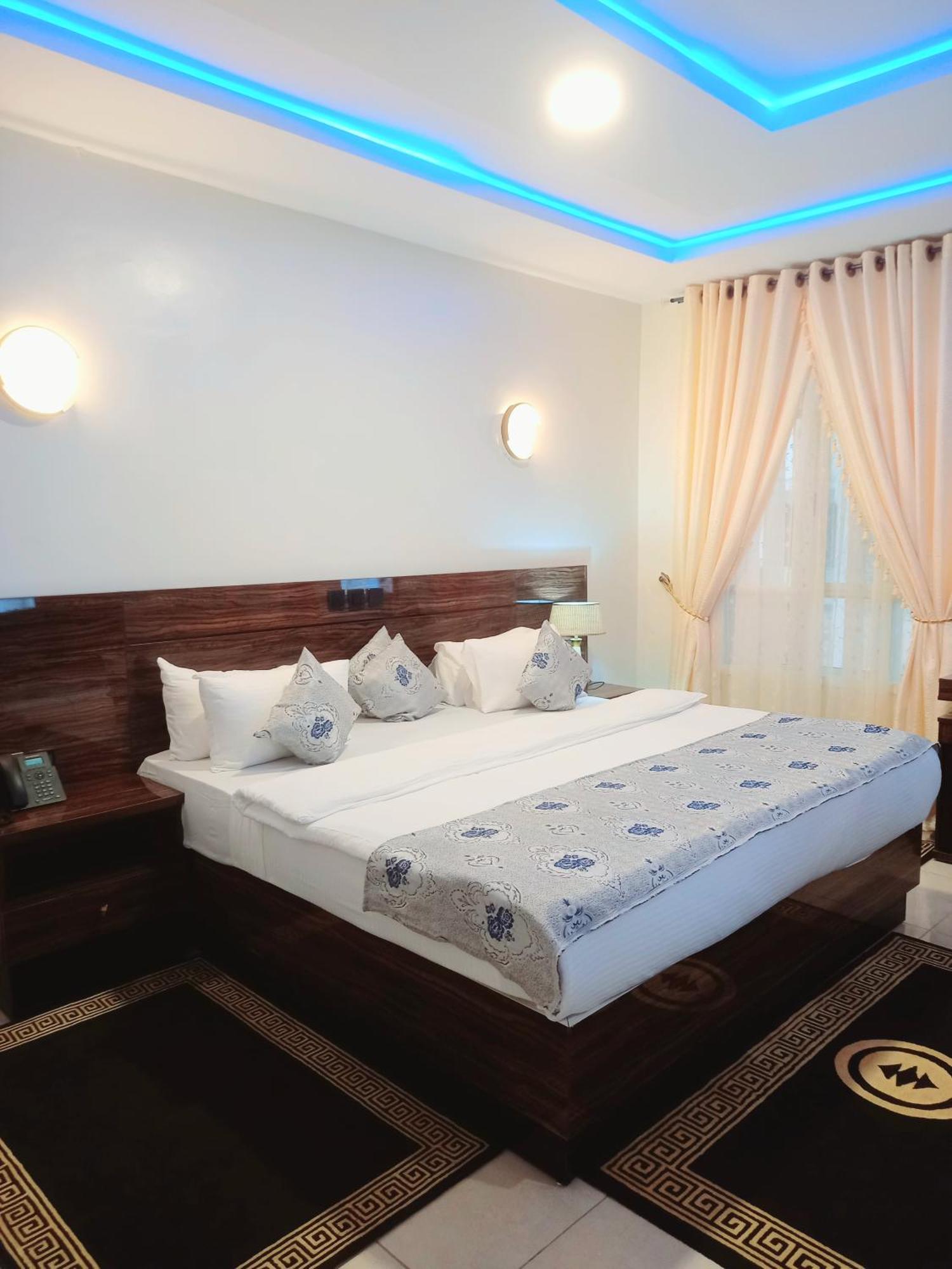 אבוג'ה Aveon Hotel מראה חיצוני תמונה