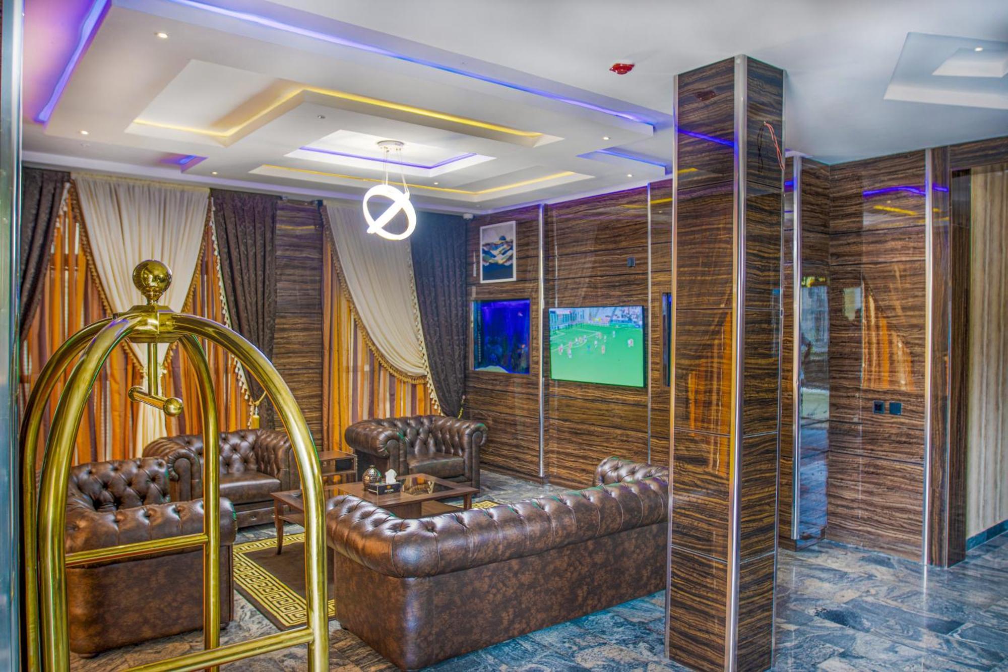 אבוג'ה Aveon Hotel מראה חיצוני תמונה