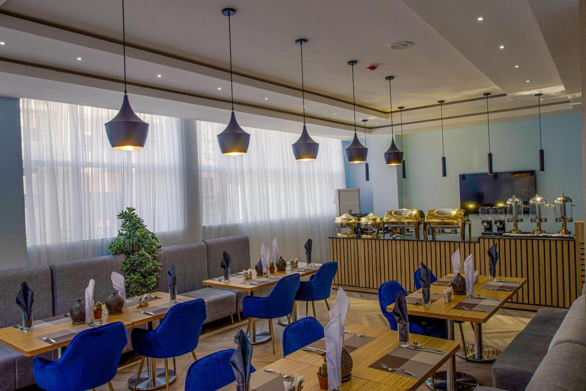 אבוג'ה Aveon Hotel מראה חיצוני תמונה