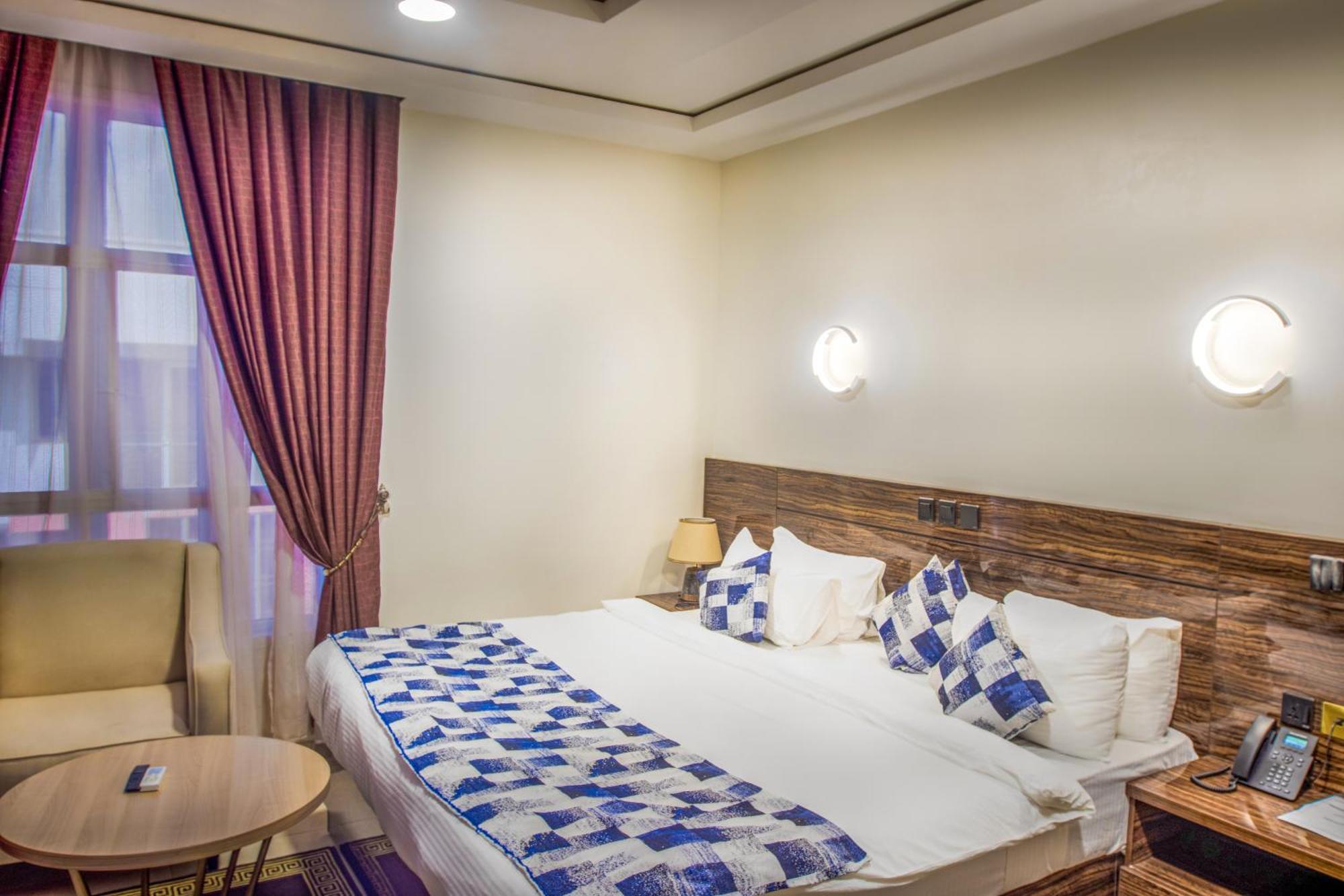 אבוג'ה Aveon Hotel מראה חיצוני תמונה
