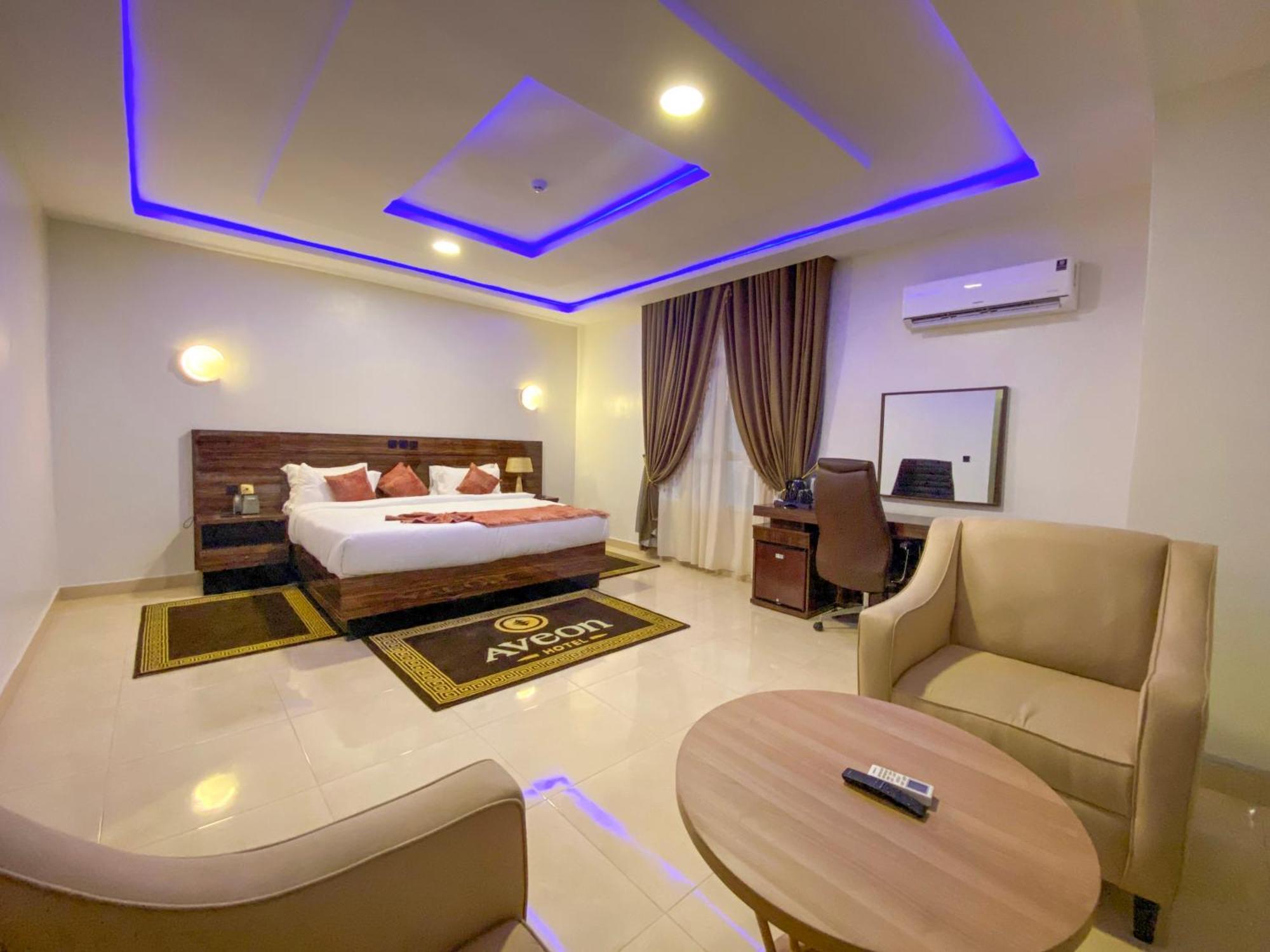 אבוג'ה Aveon Hotel מראה חיצוני תמונה